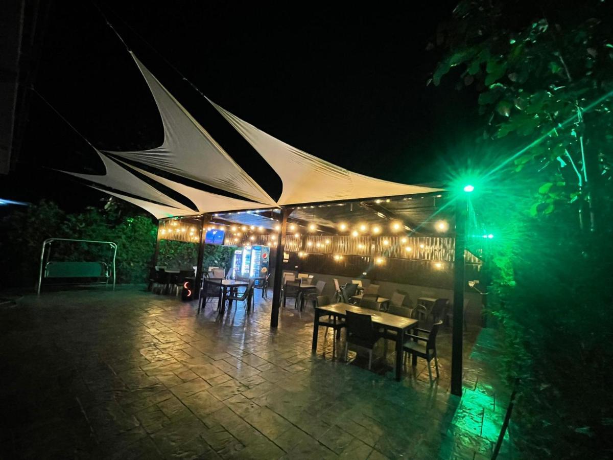 Hotel Sweet Năvodari Zewnętrze zdjęcie
